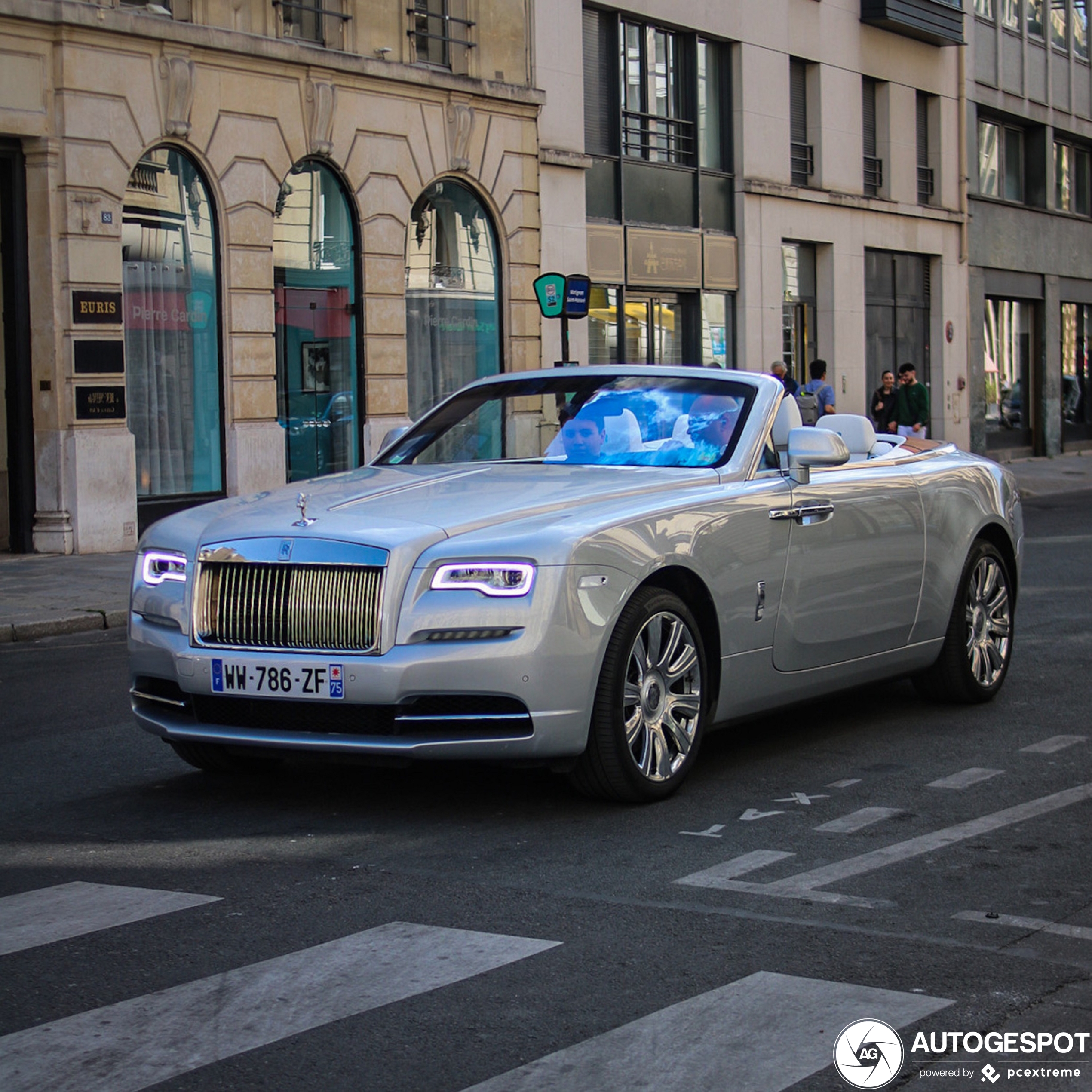 Rolls-Royce Dawn