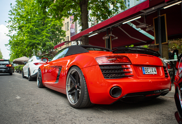 Audi R8 V8 Spyder 2013