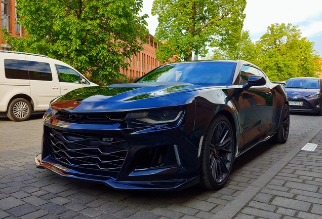 Chevrolet Camaro ZL1 2016