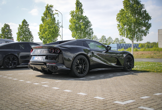 Ferrari 812 GTS