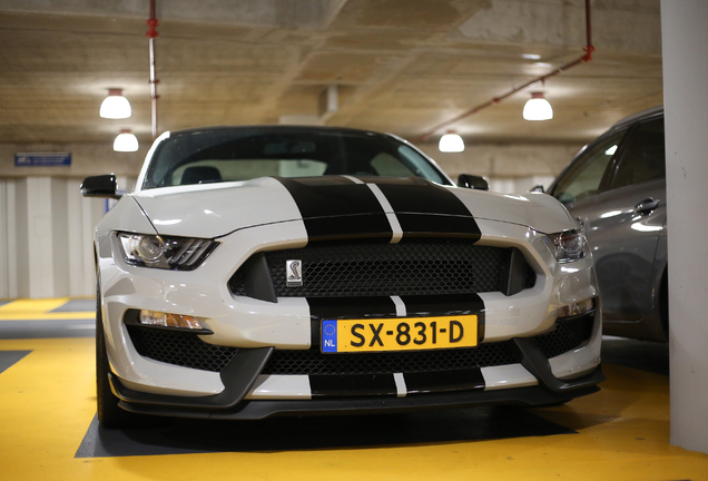 Ford Mustang Shelby GT350 2015