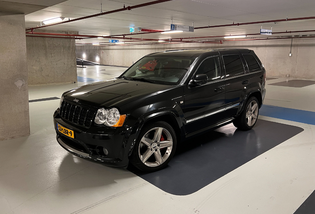 Jeep Grand Cherokee SRT-8 2005