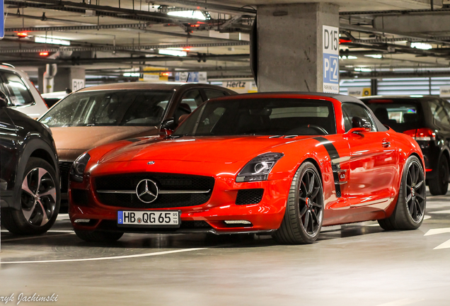 Mercedes-Benz SLS AMG GT Roadster