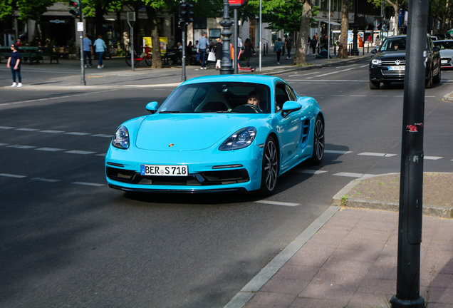 Porsche 718 Cayman S