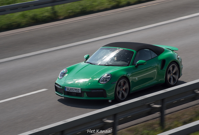 Porsche 992 Turbo Cabriolet