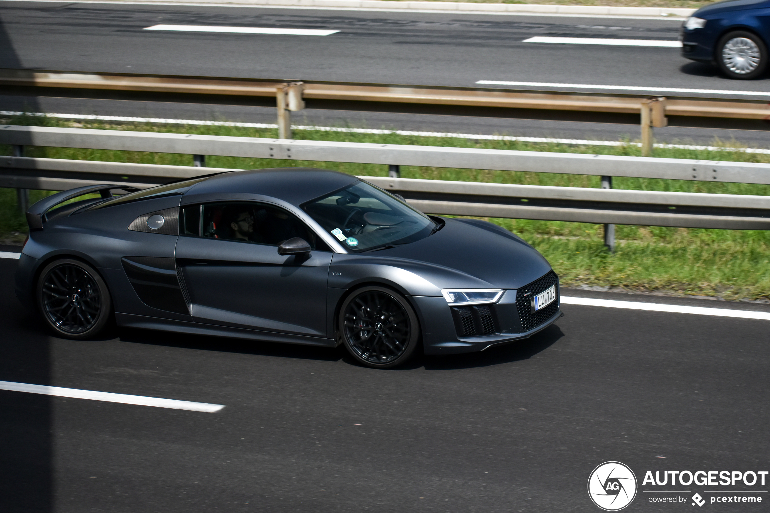 Audi R8 V10 Plus 2015