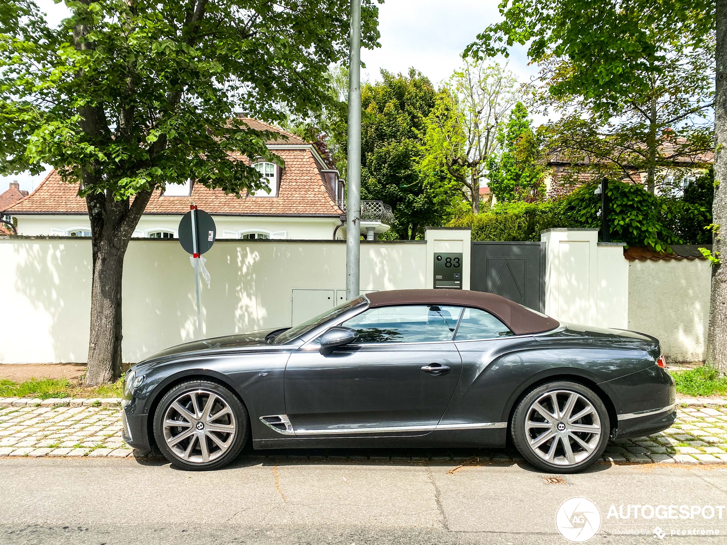 Bentley Continental GTC V8 2020