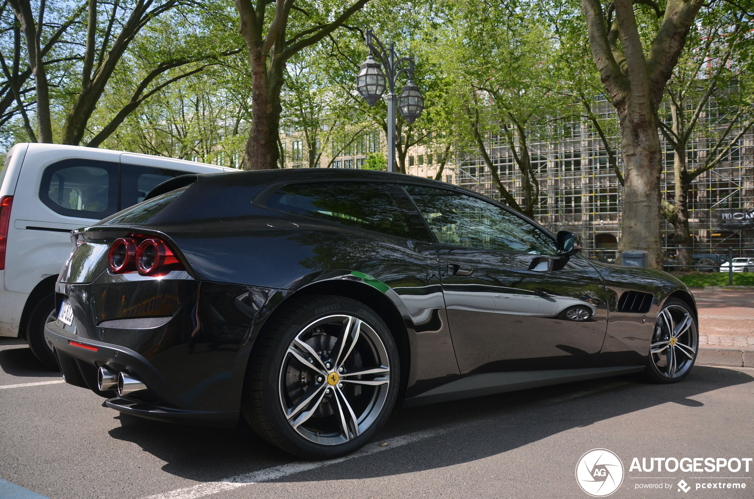 Ferrari GTC4Lusso