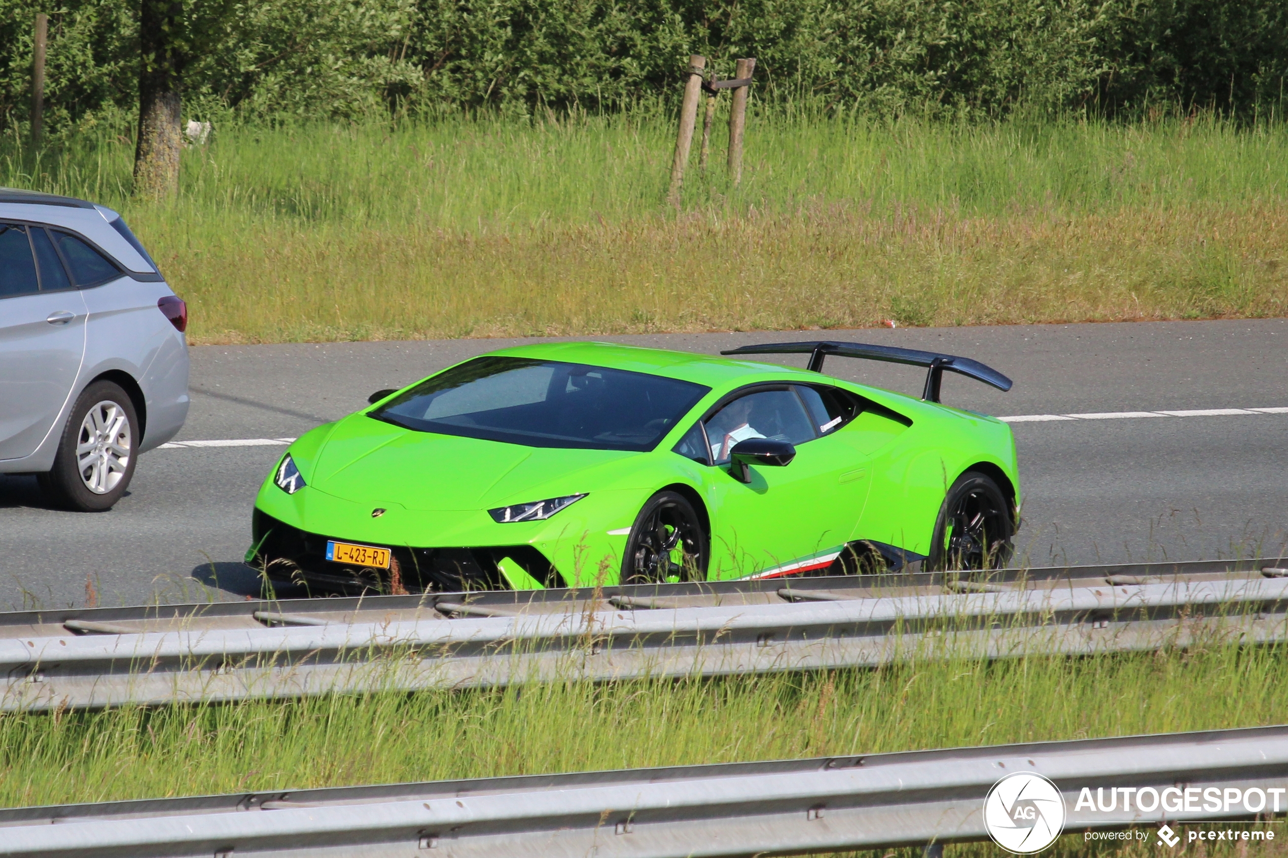 Lamborghini Huracán LP640-4 Performante