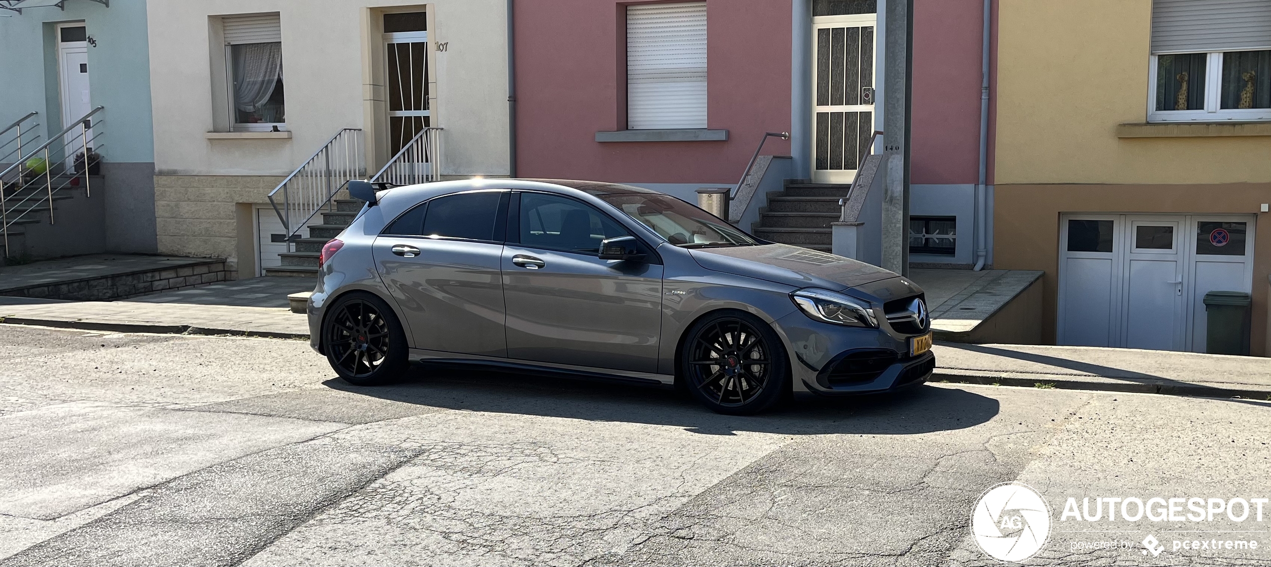 Mercedes-AMG A 45 W176 2015