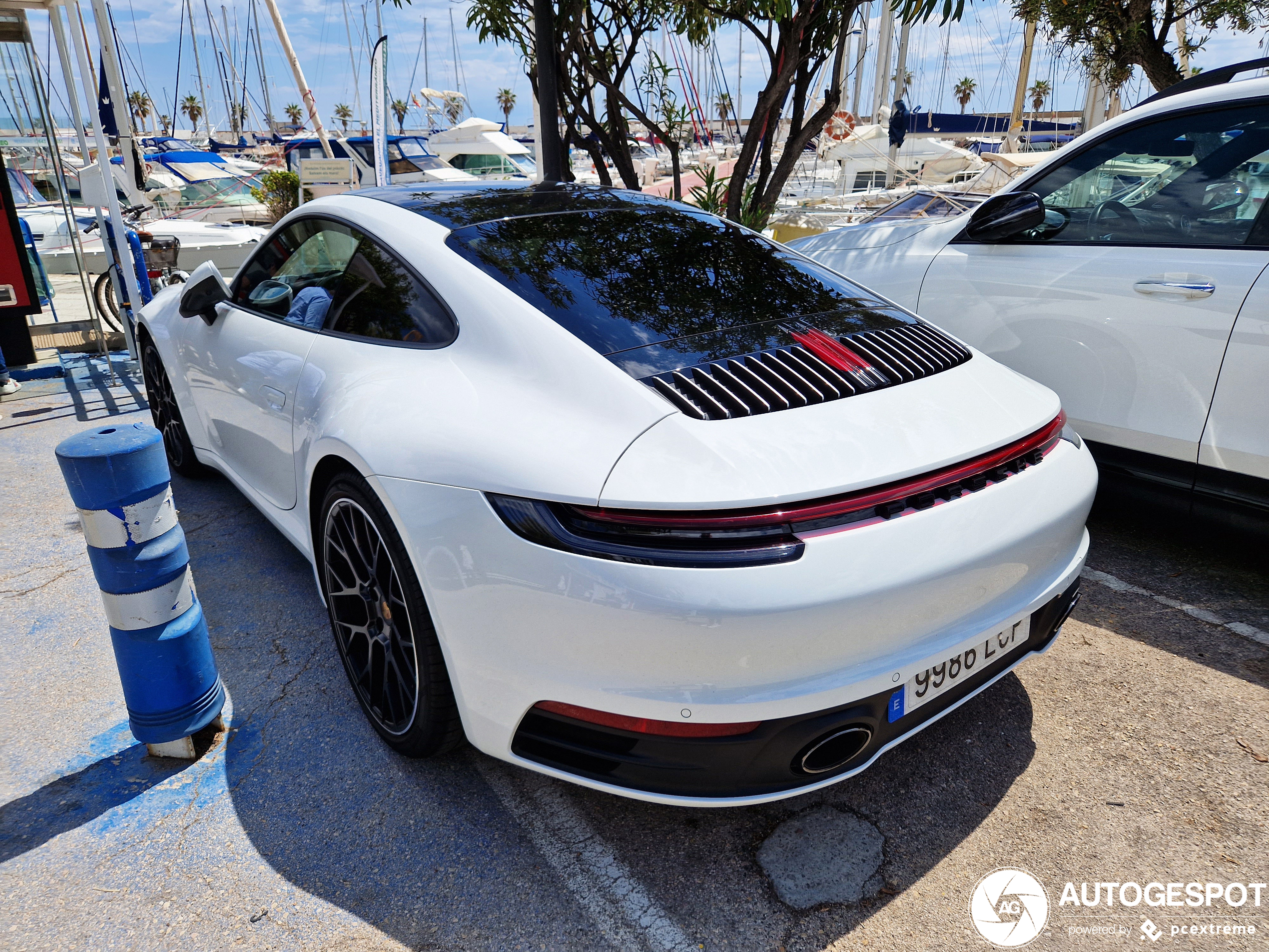 Porsche 992 Carrera 4S