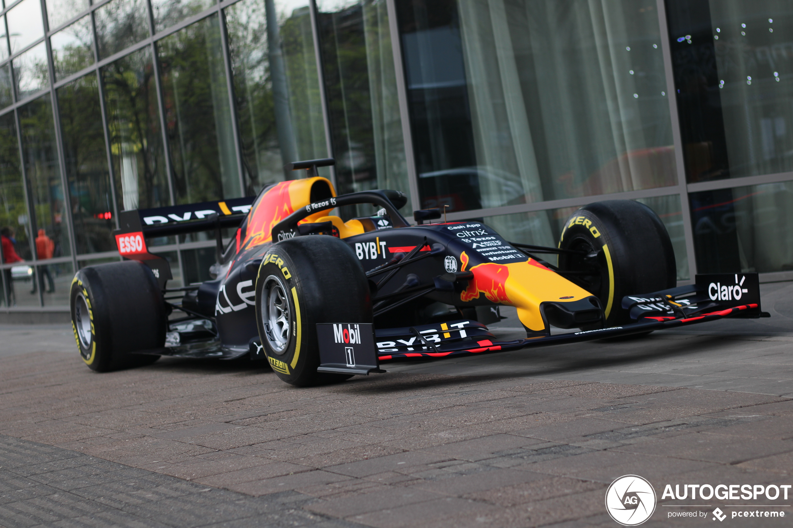 Red Bull Racing RB13