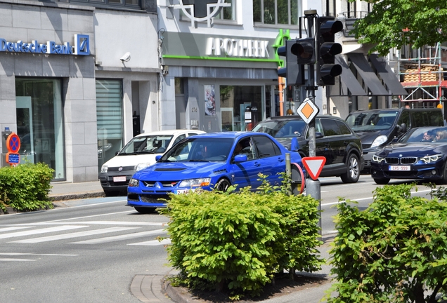 Mitsubishi Lancer Evolution VIII GSR