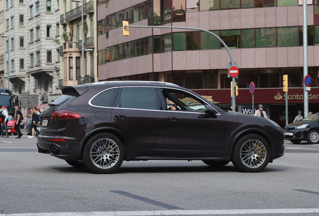 Porsche 958 Cayenne Turbo S MkII