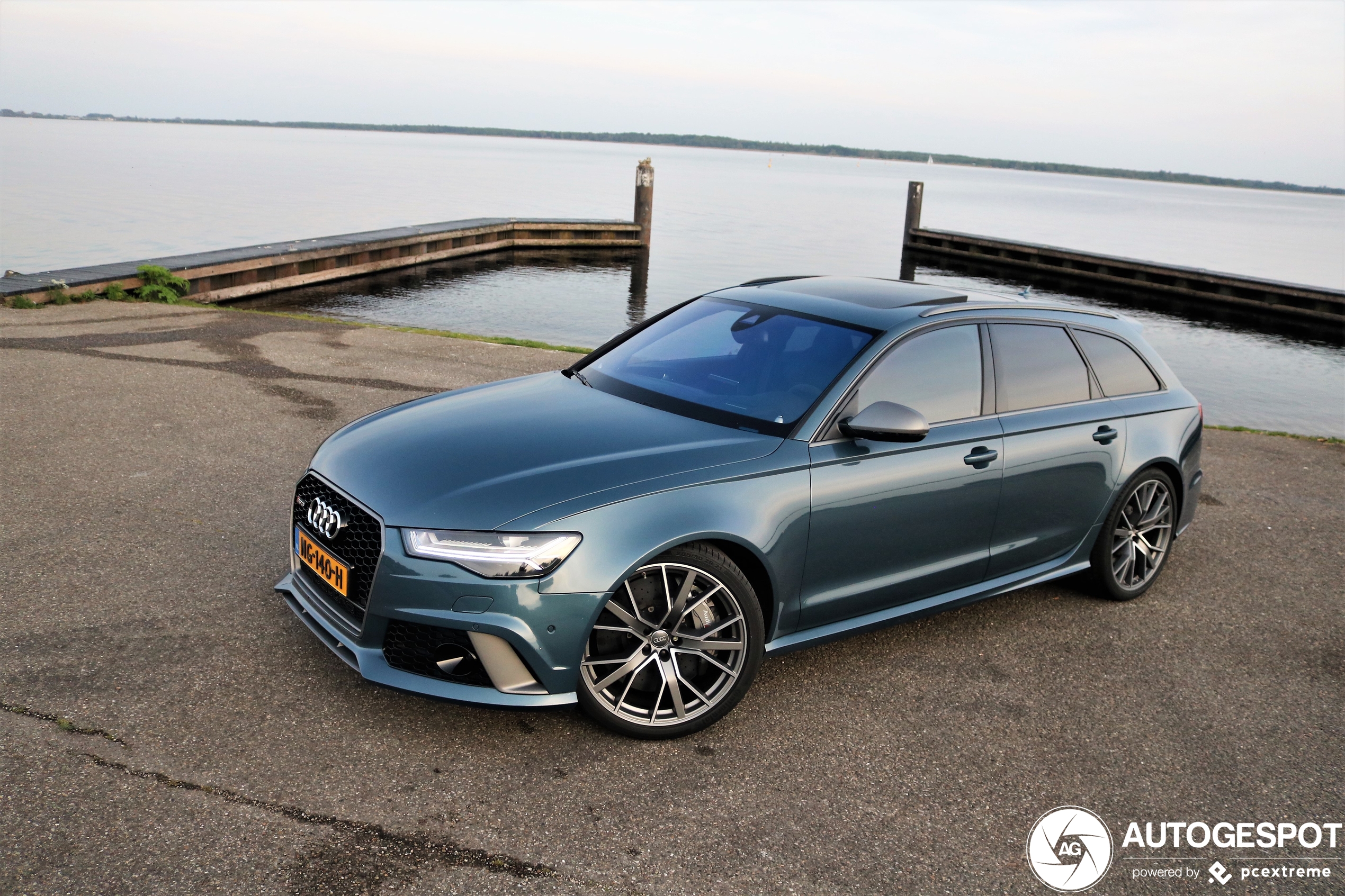 Audi RS6 Avant C7 2015