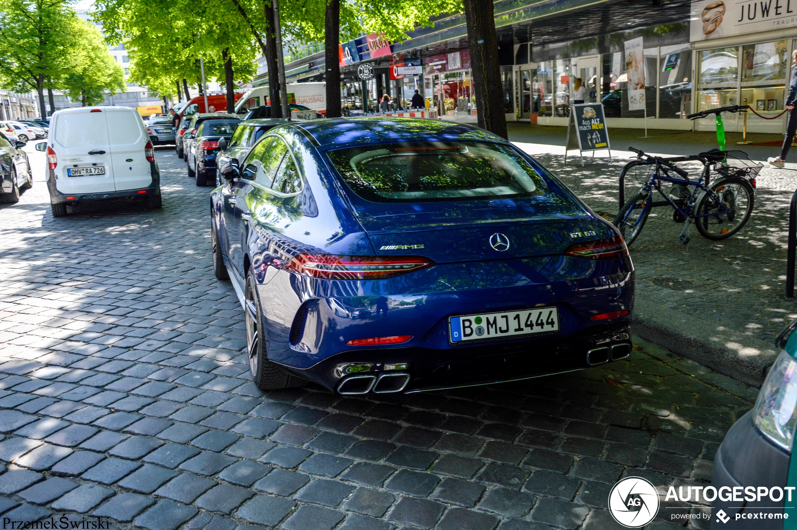 Mercedes-AMG GT 63 X290