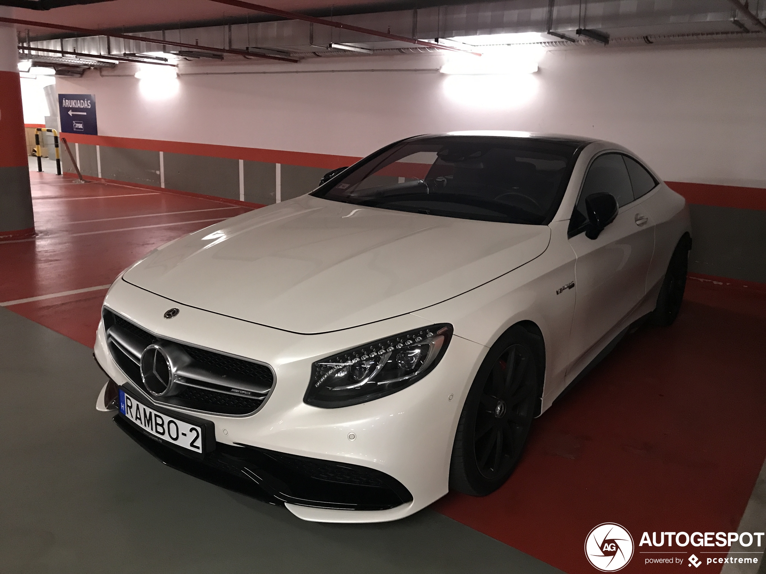 Mercedes-AMG S 63 Coupé C217