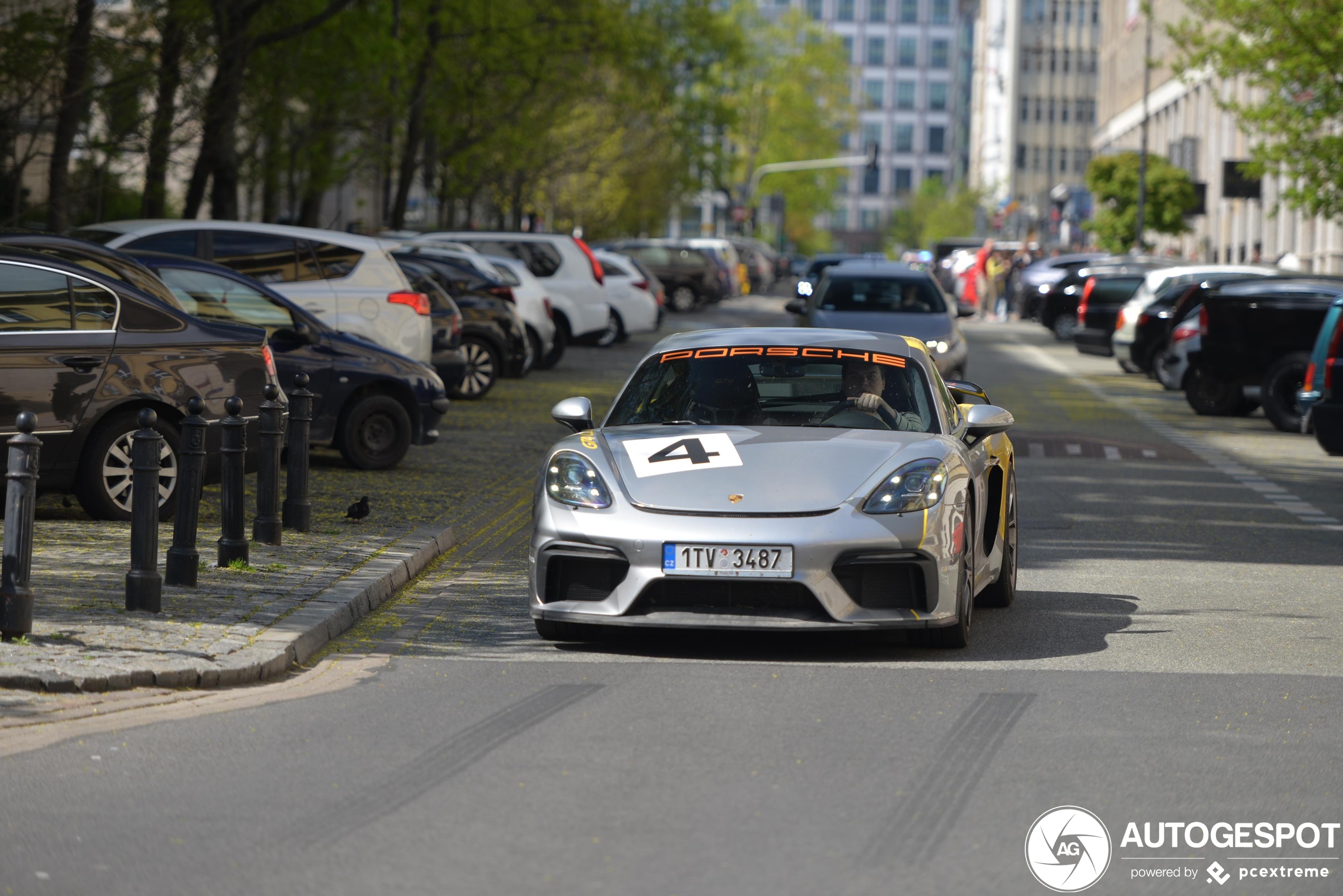 Porsche 718 Cayman GT4