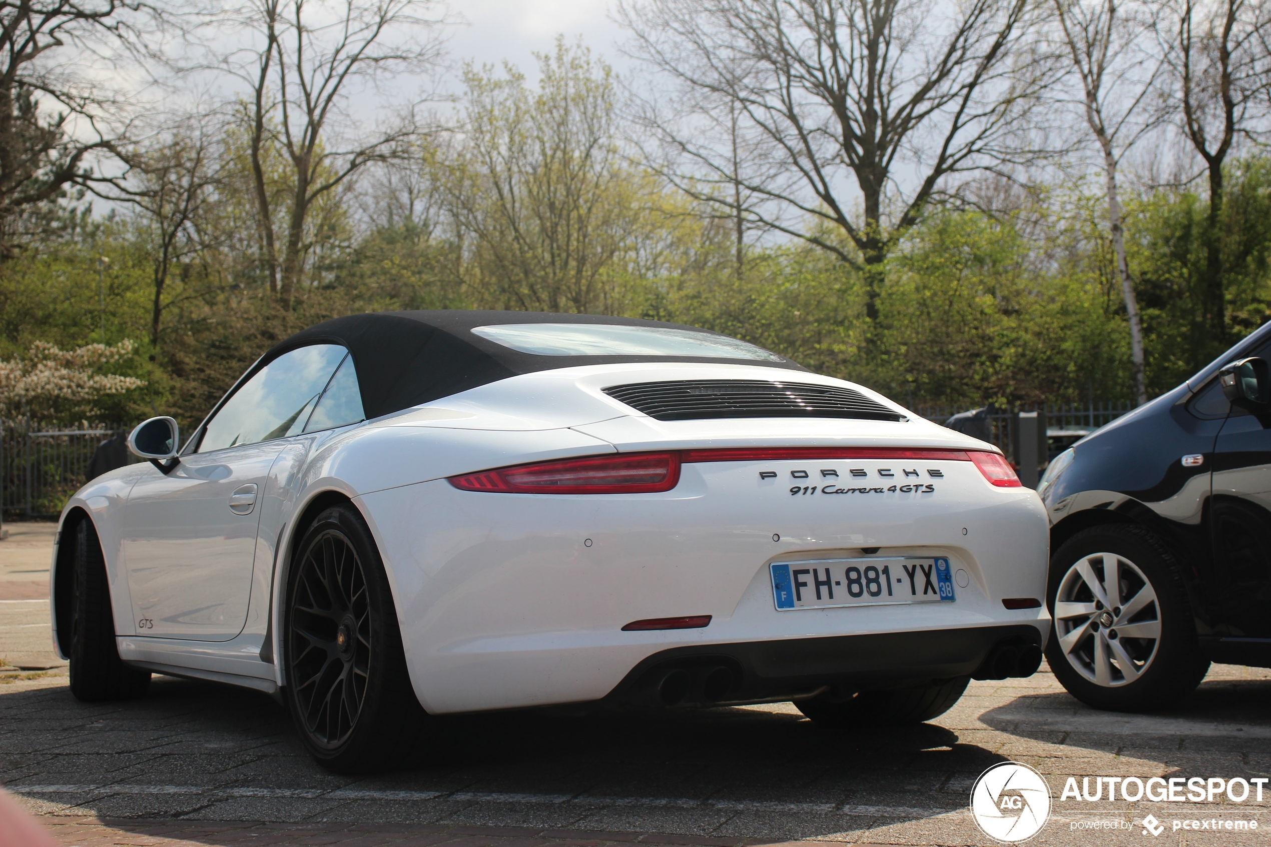 Porsche 991 Carrera 4 GTS Cabriolet MkI