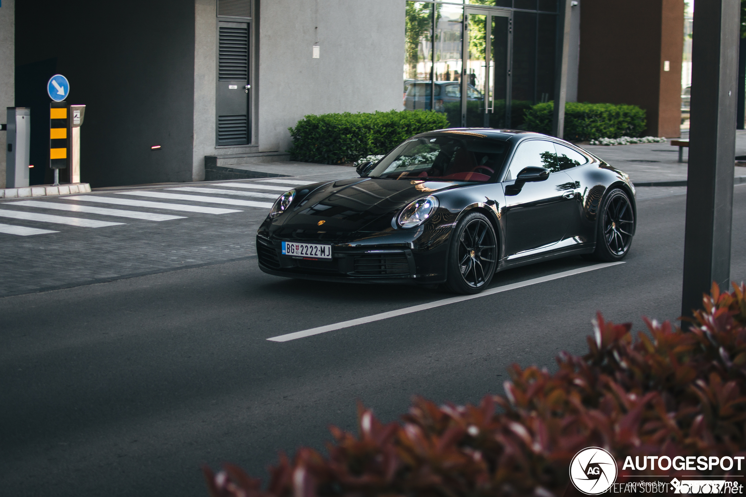 Porsche 992 Carrera 4S