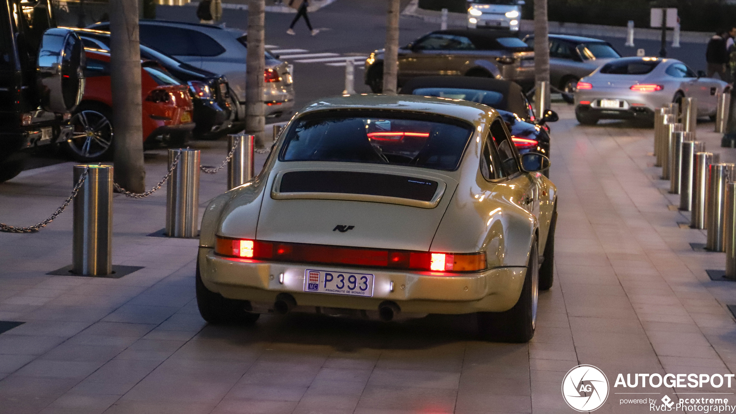 Twee zeer bijzondere Porsches met 250pk