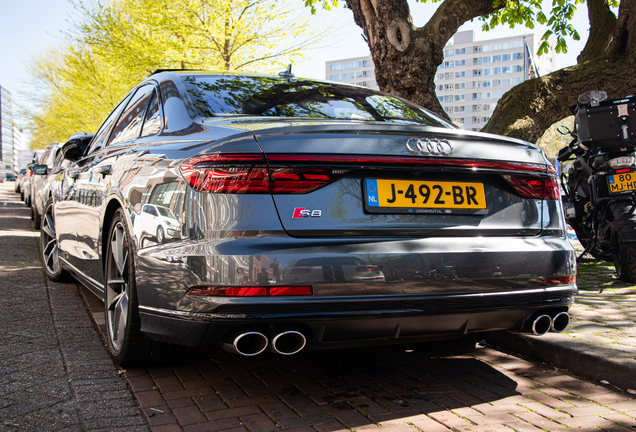 Audi S8 D5