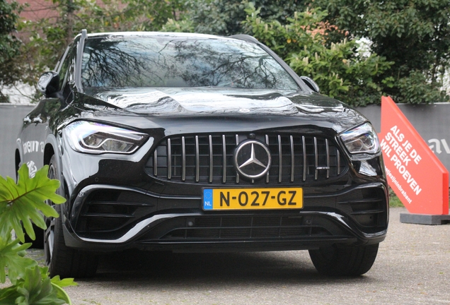 Mercedes-AMG GLA 45 S 4MATIC+ H247