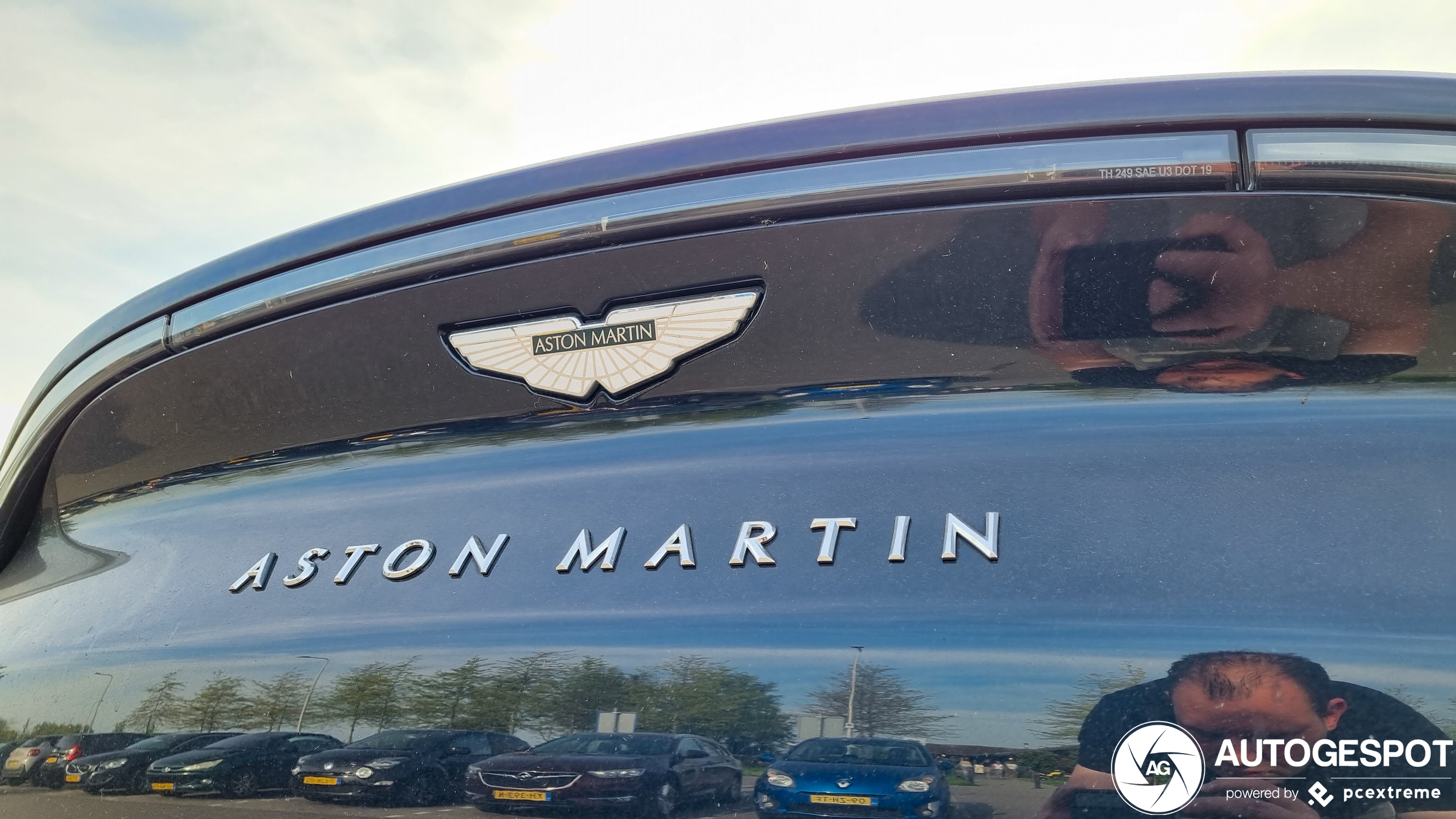 Aston Martin DBX