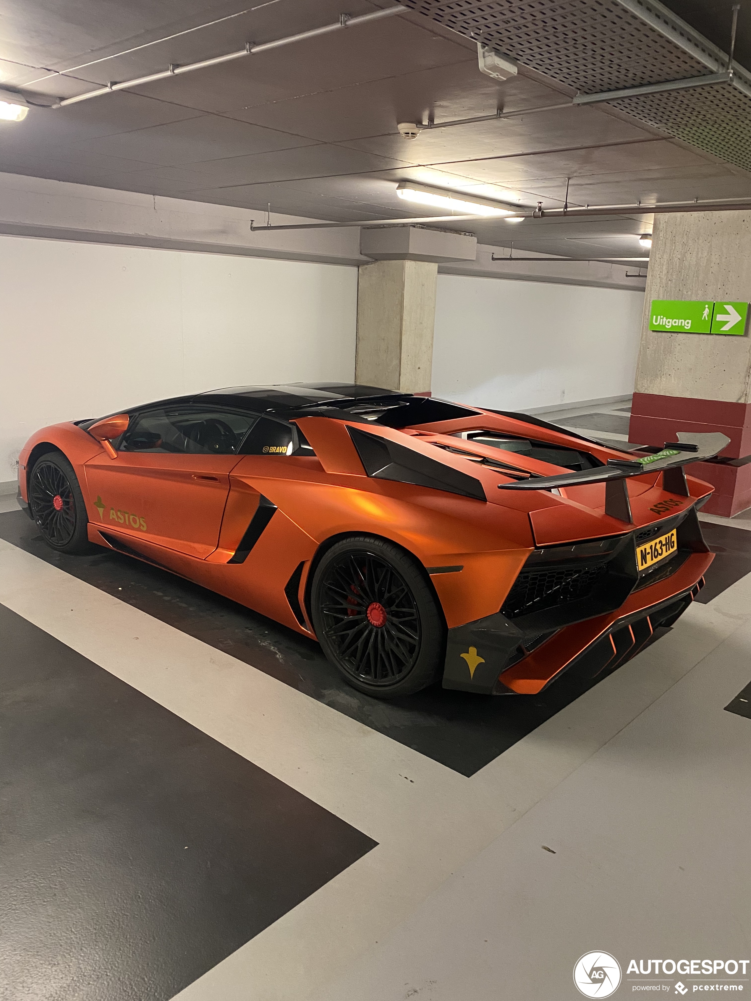 Lamborghini Aventador LP700-4 Roadster