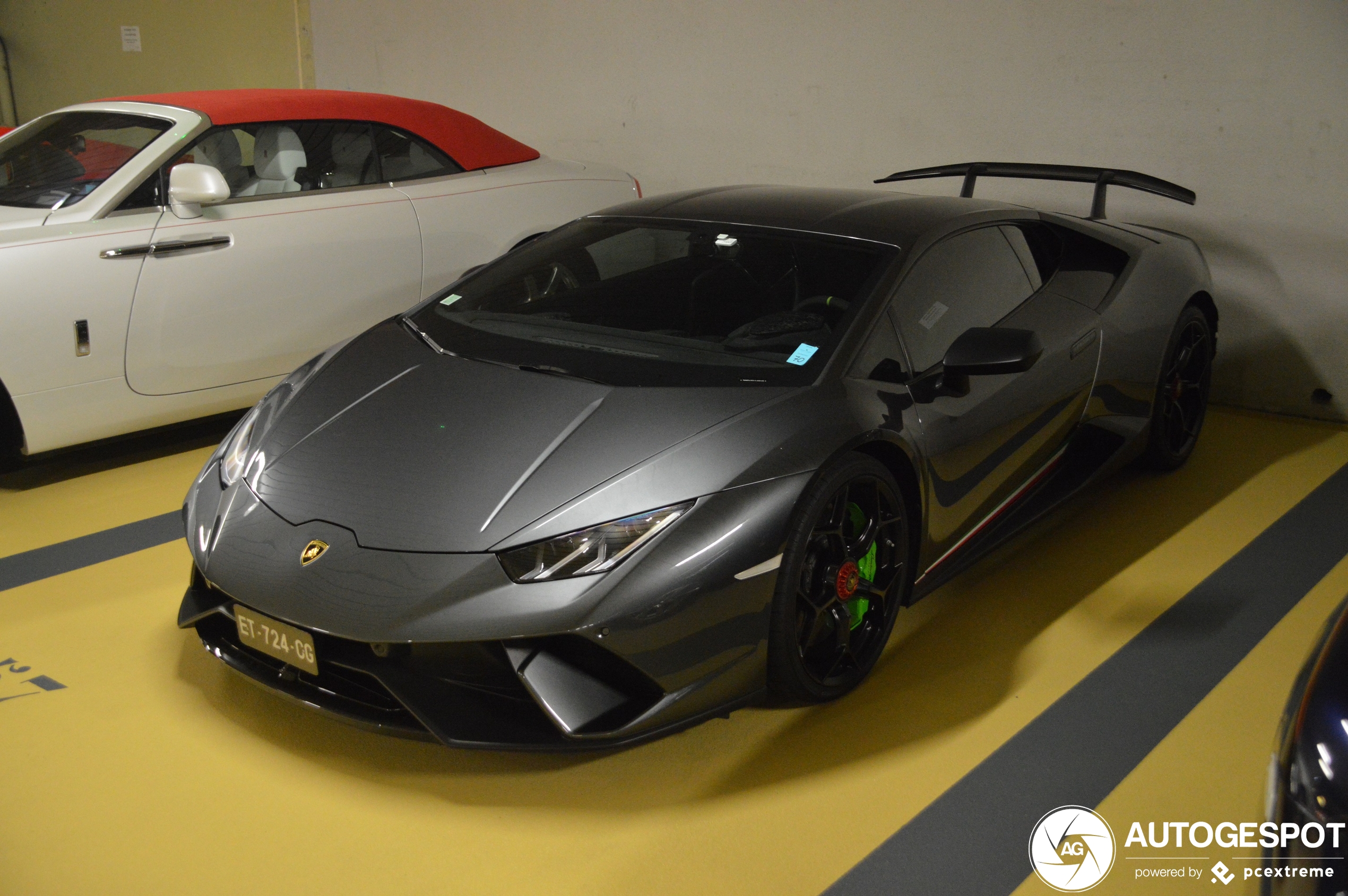 Lamborghini Huracán LP640-4 Performante