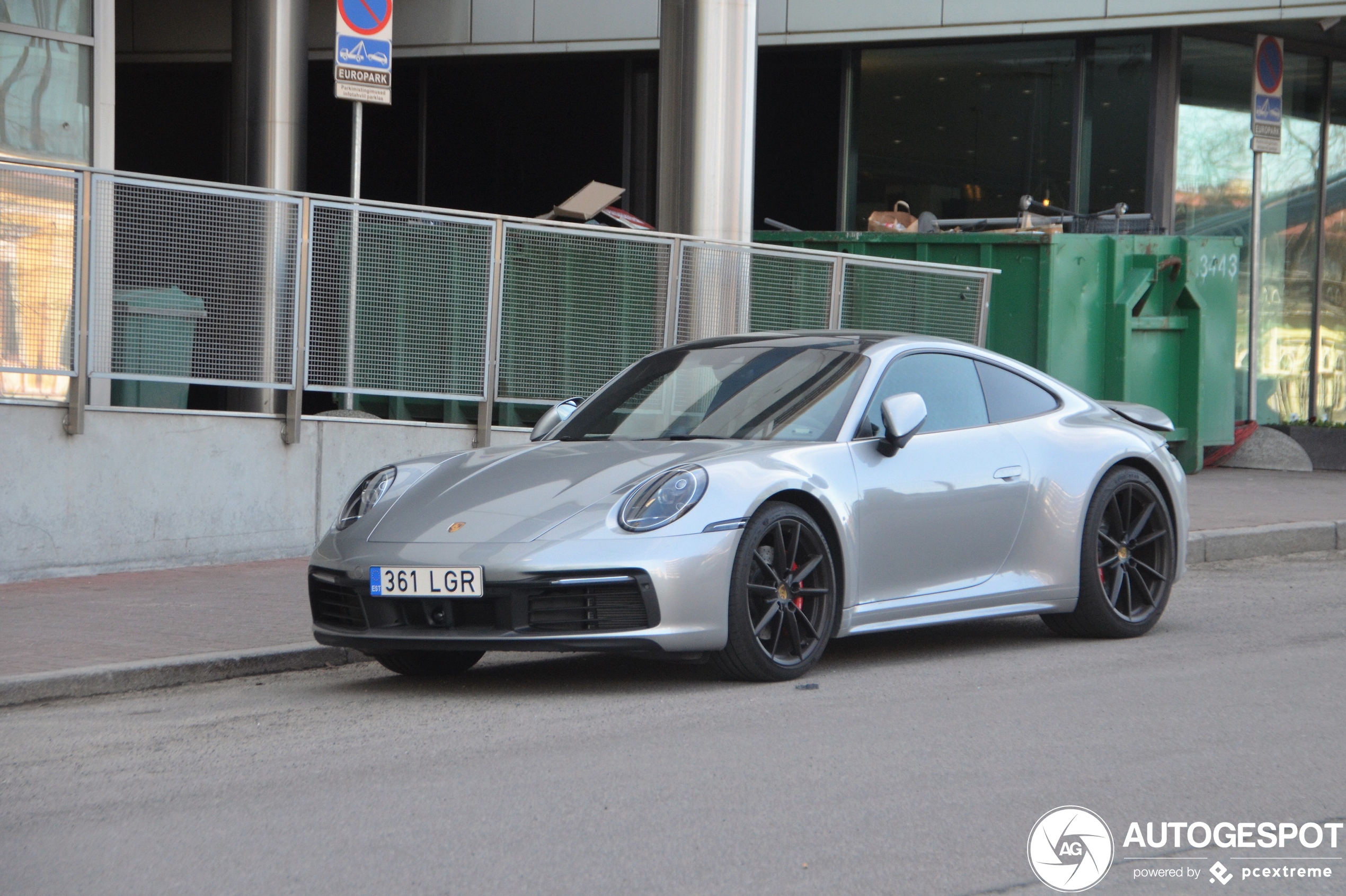 Porsche 992 Carrera 4S