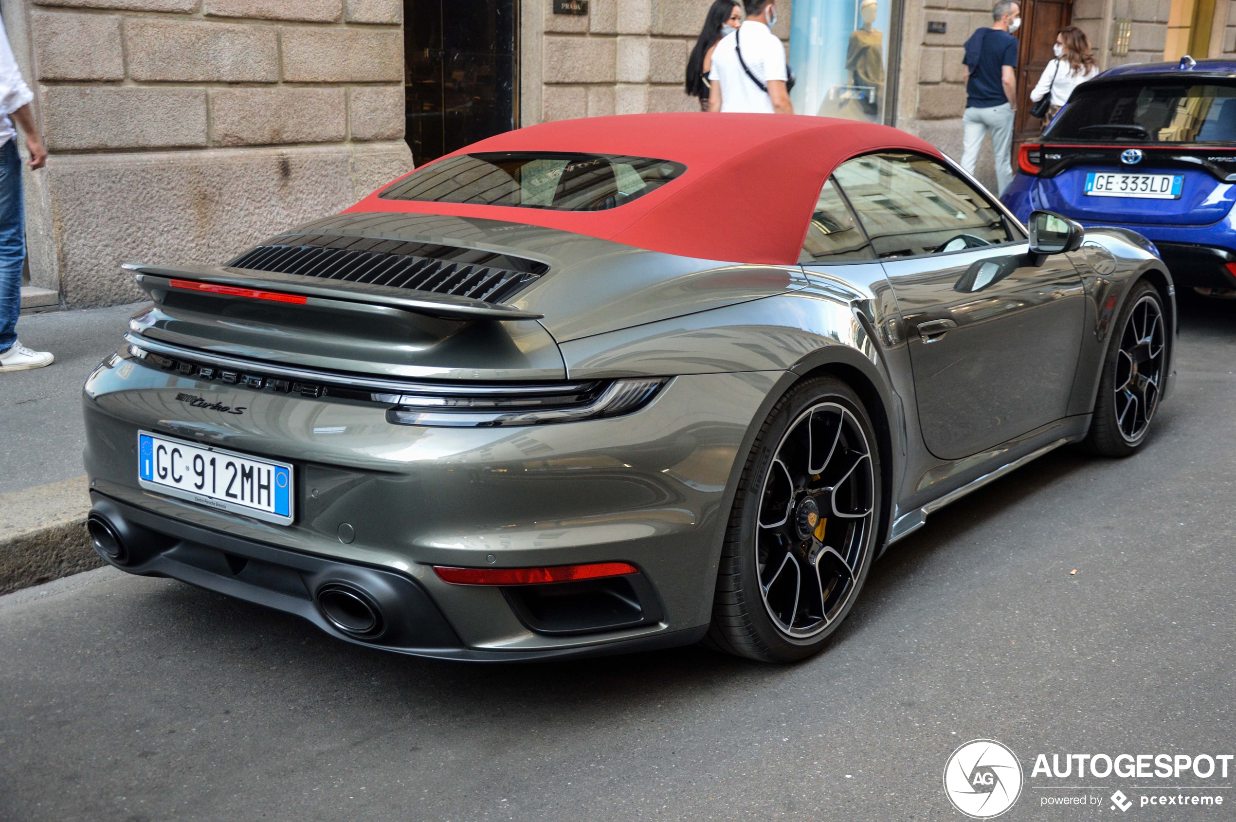 Porsche 992 Turbo S Cabriolet