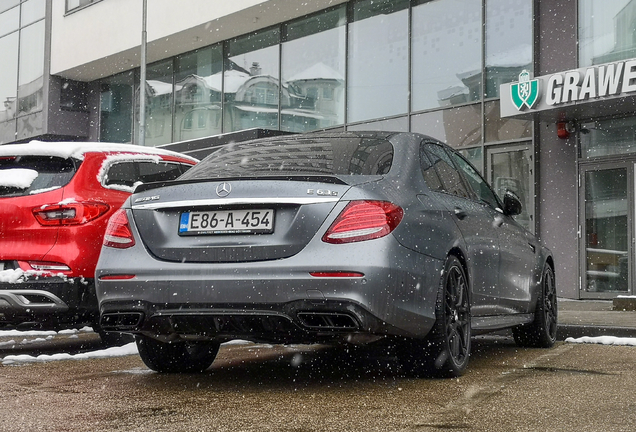 Mercedes-AMG E 63 S W213