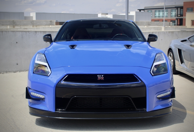 Nissan GT-R 2013