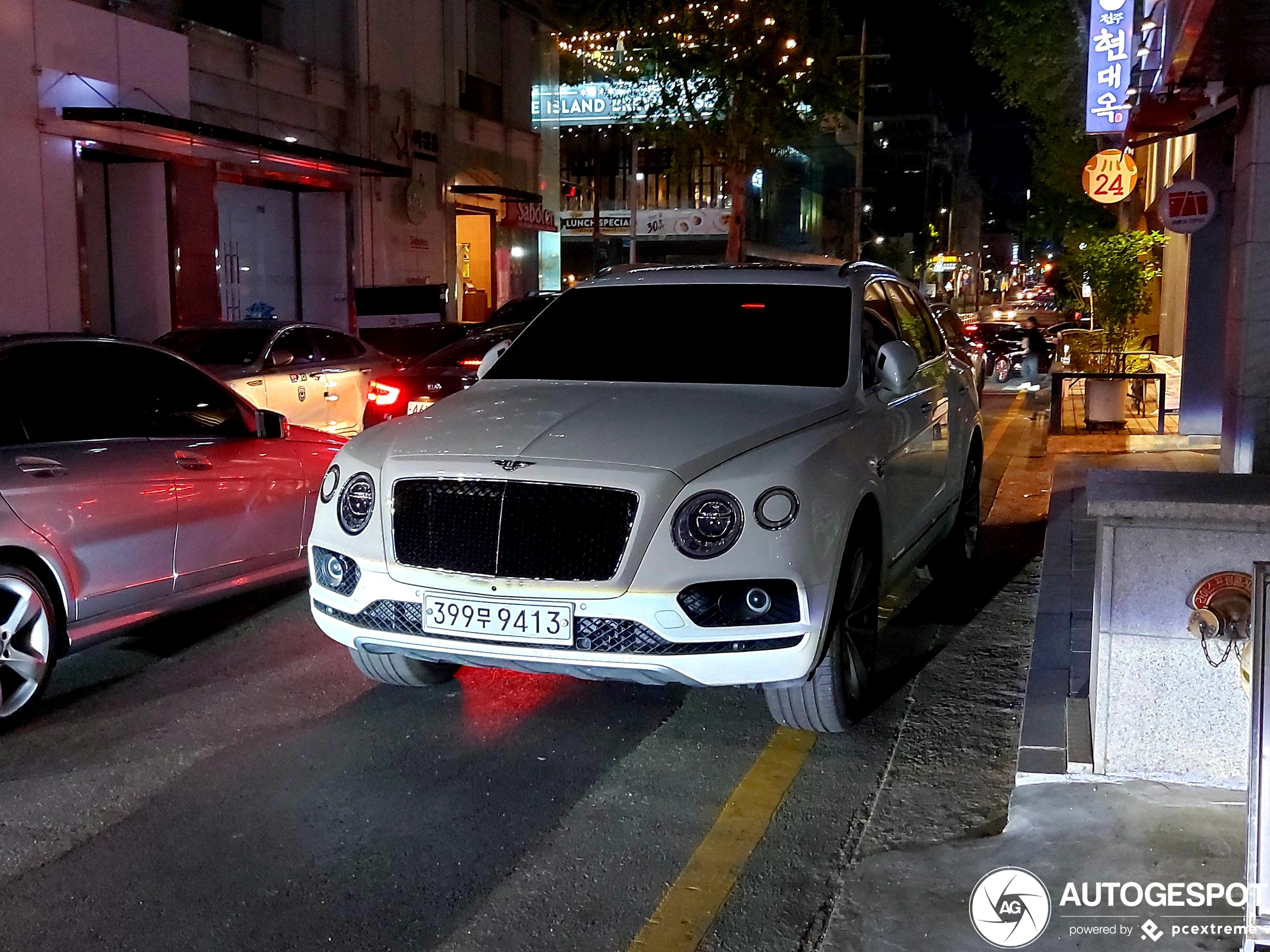 Bentley Bentayga V8