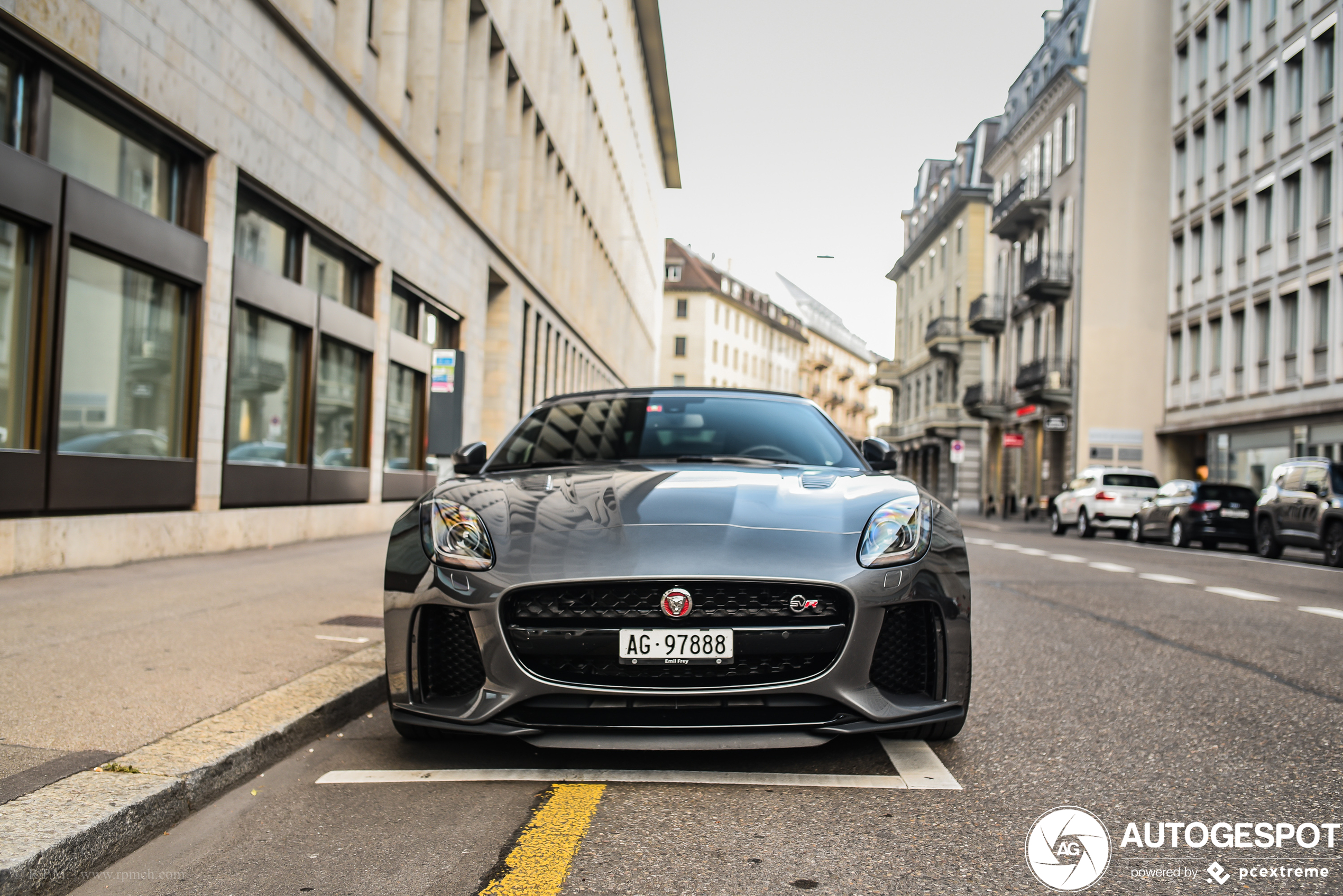 Jaguar F-TYPE SVR Convertible