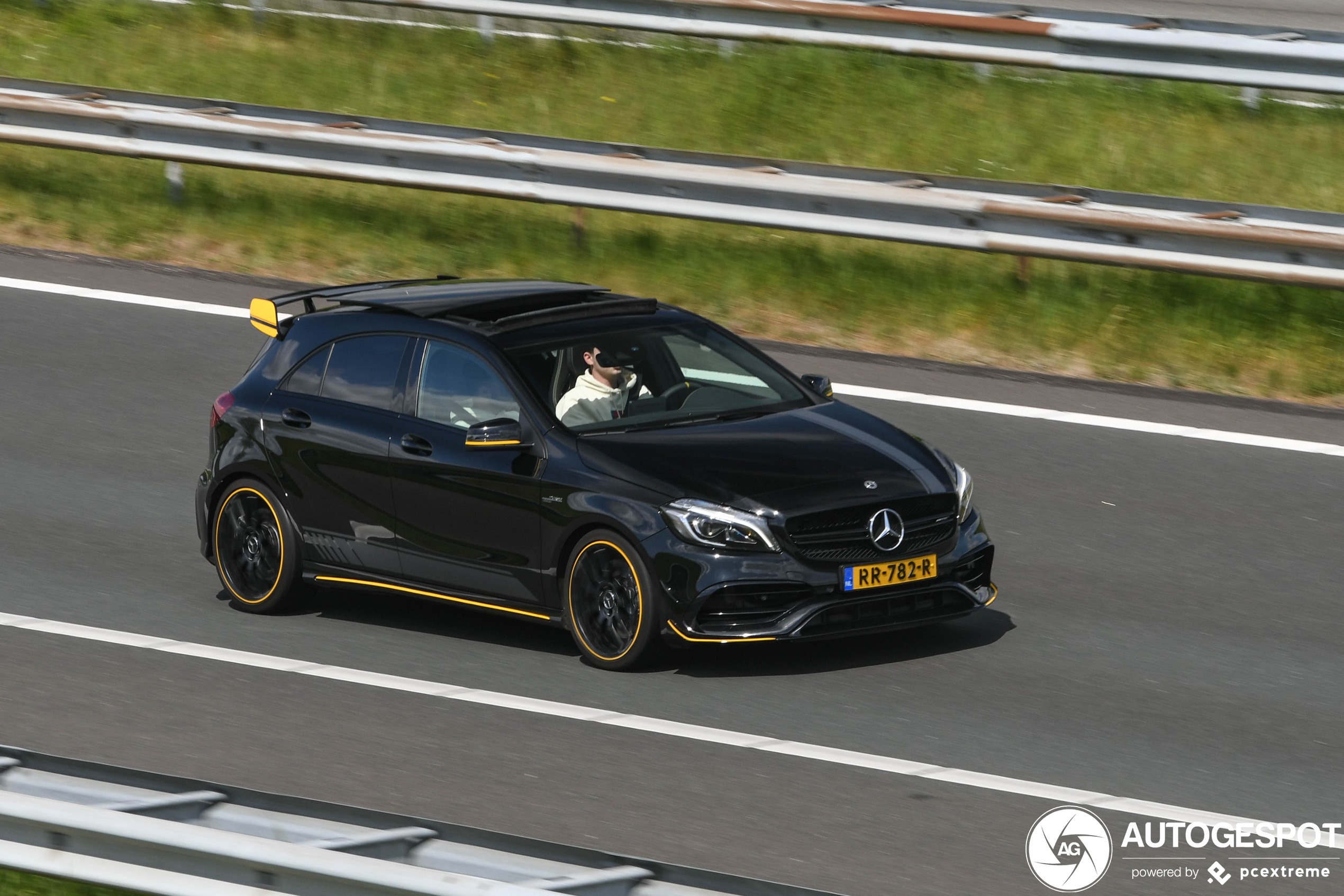 Mercedes-AMG A 45 W176 Yellow Night Edition