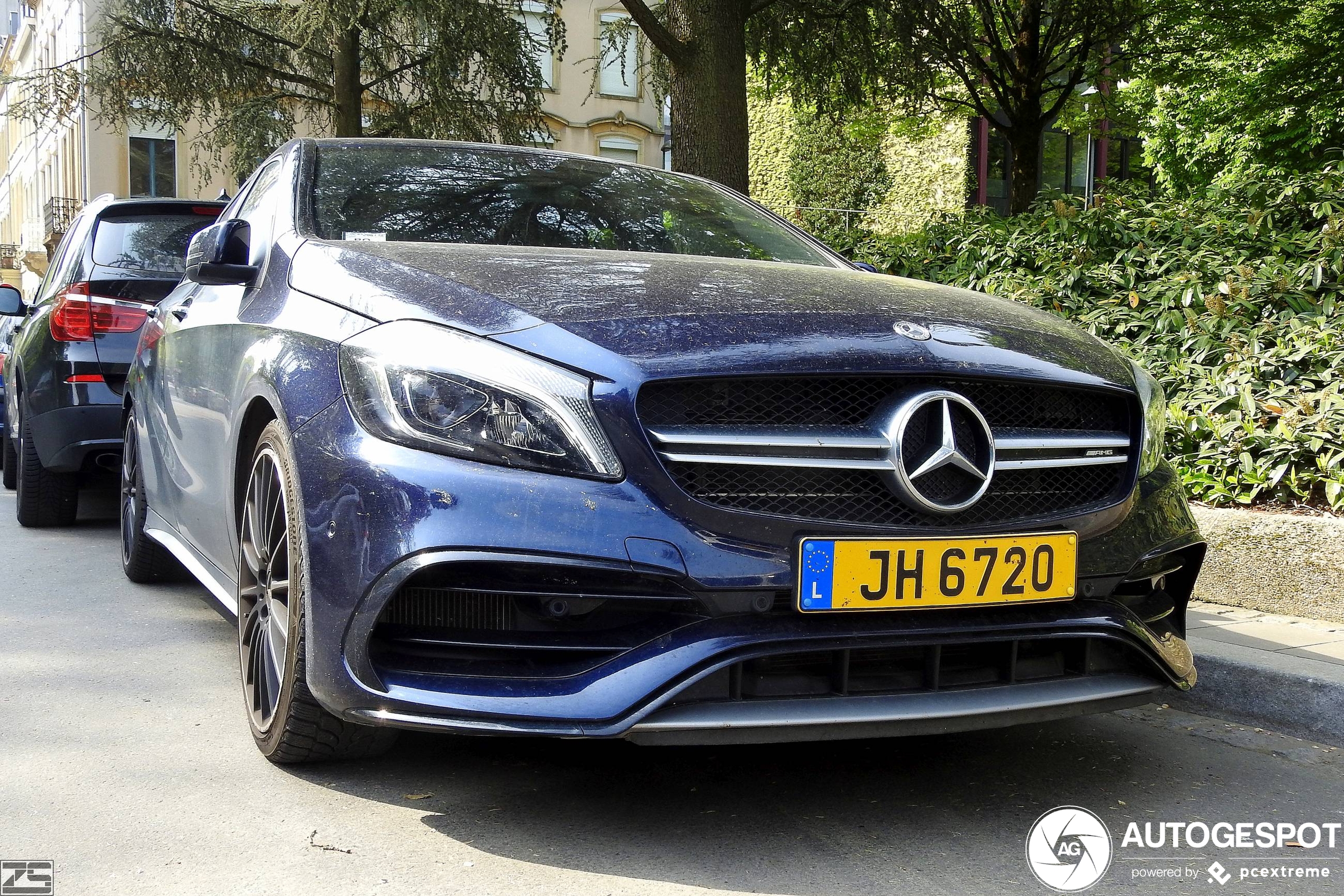 Mercedes-AMG A 45 W176 2015