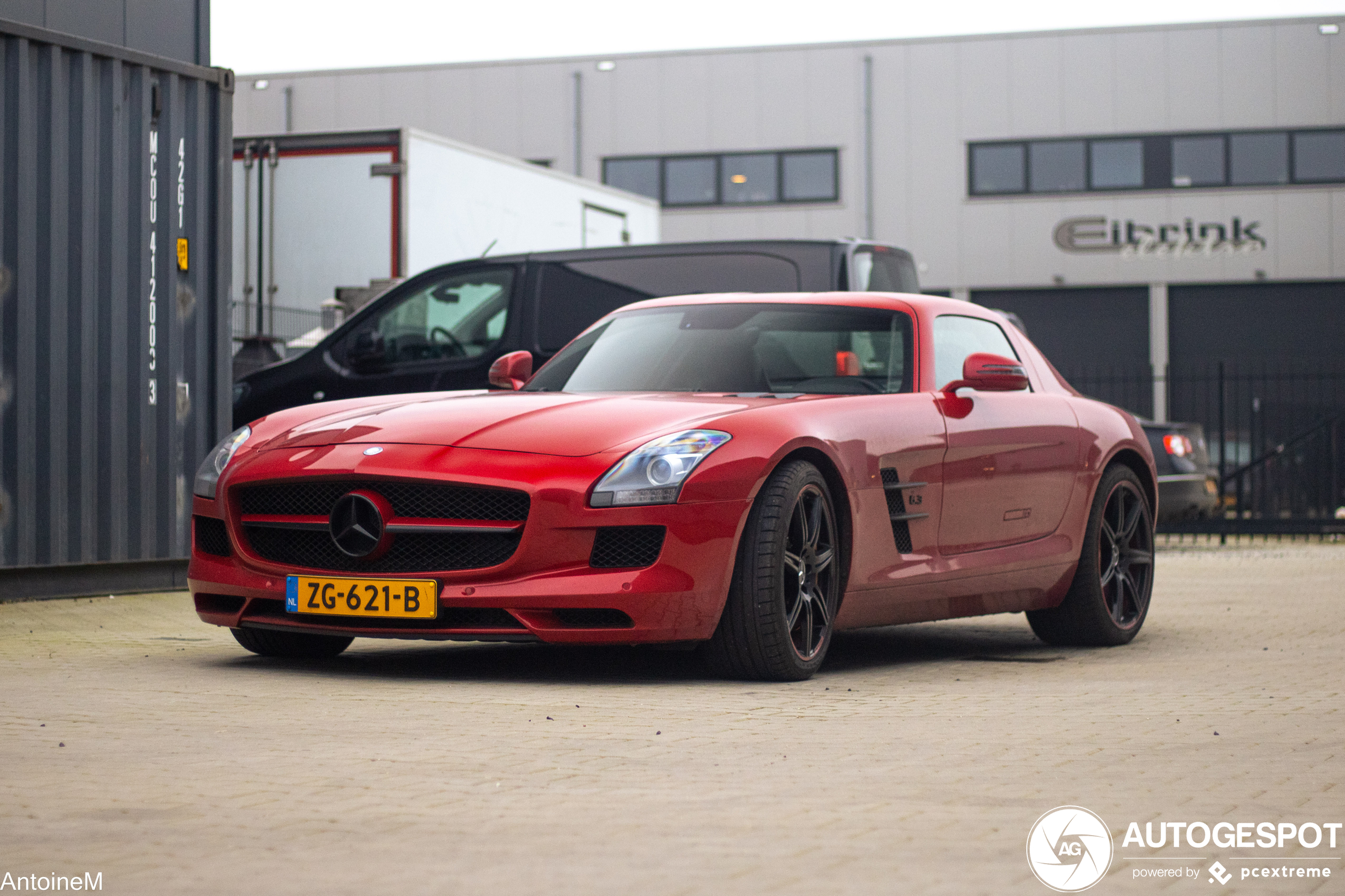 Mercedes-Benz SLS AMG