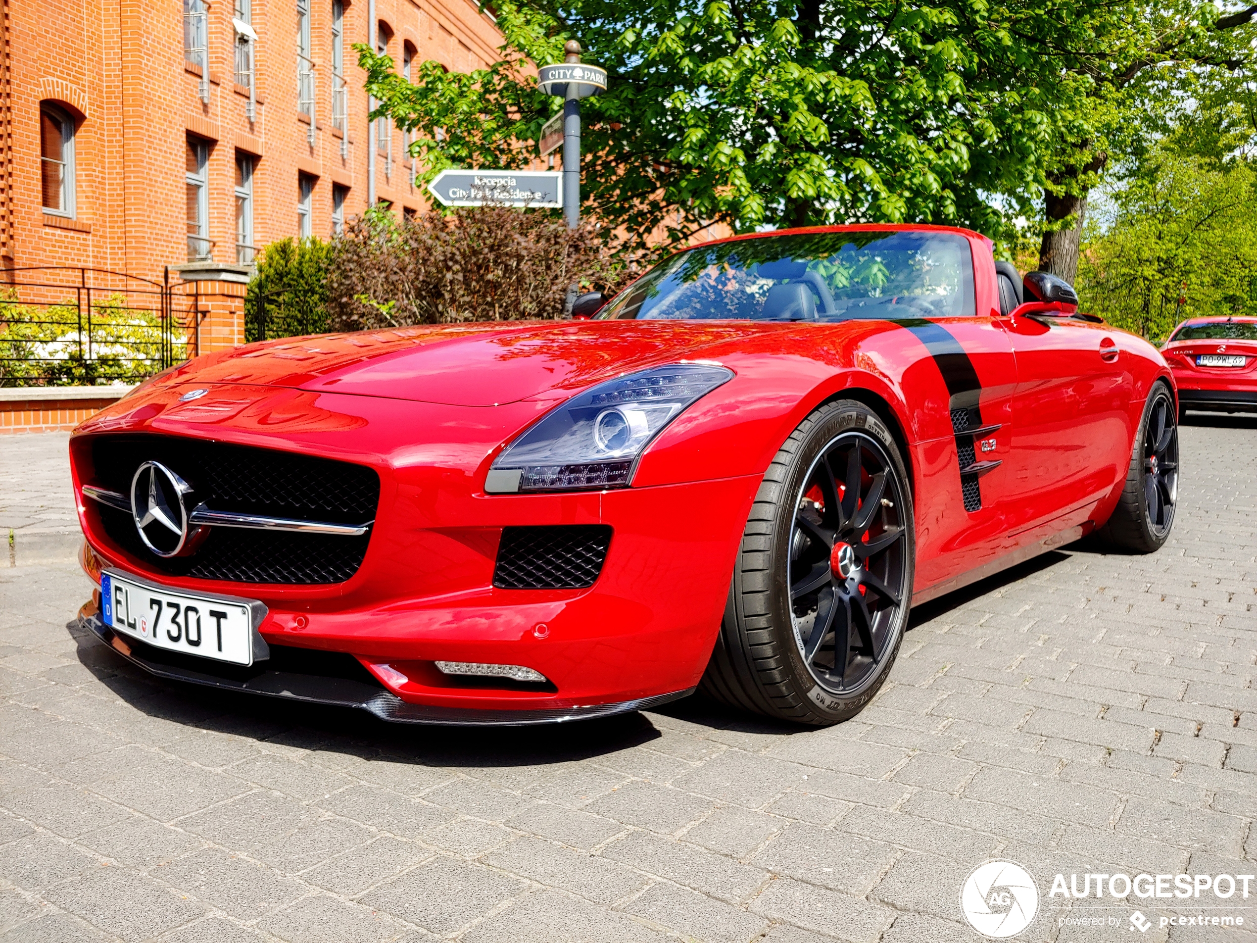 Mercedes-Benz SLS AMG GT Roadster