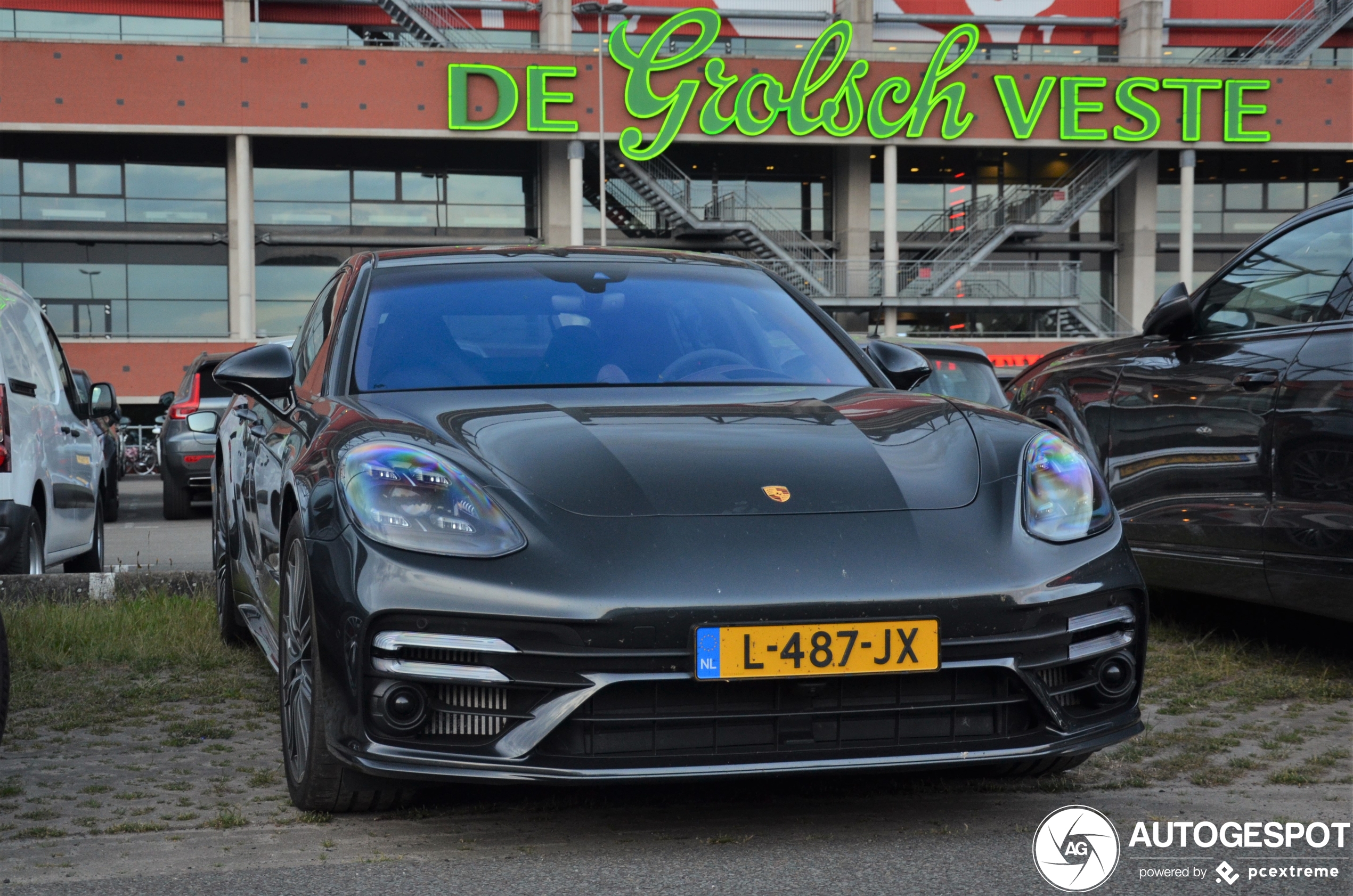 Porsche 971 Panamera Turbo S E-Hybrid MkII