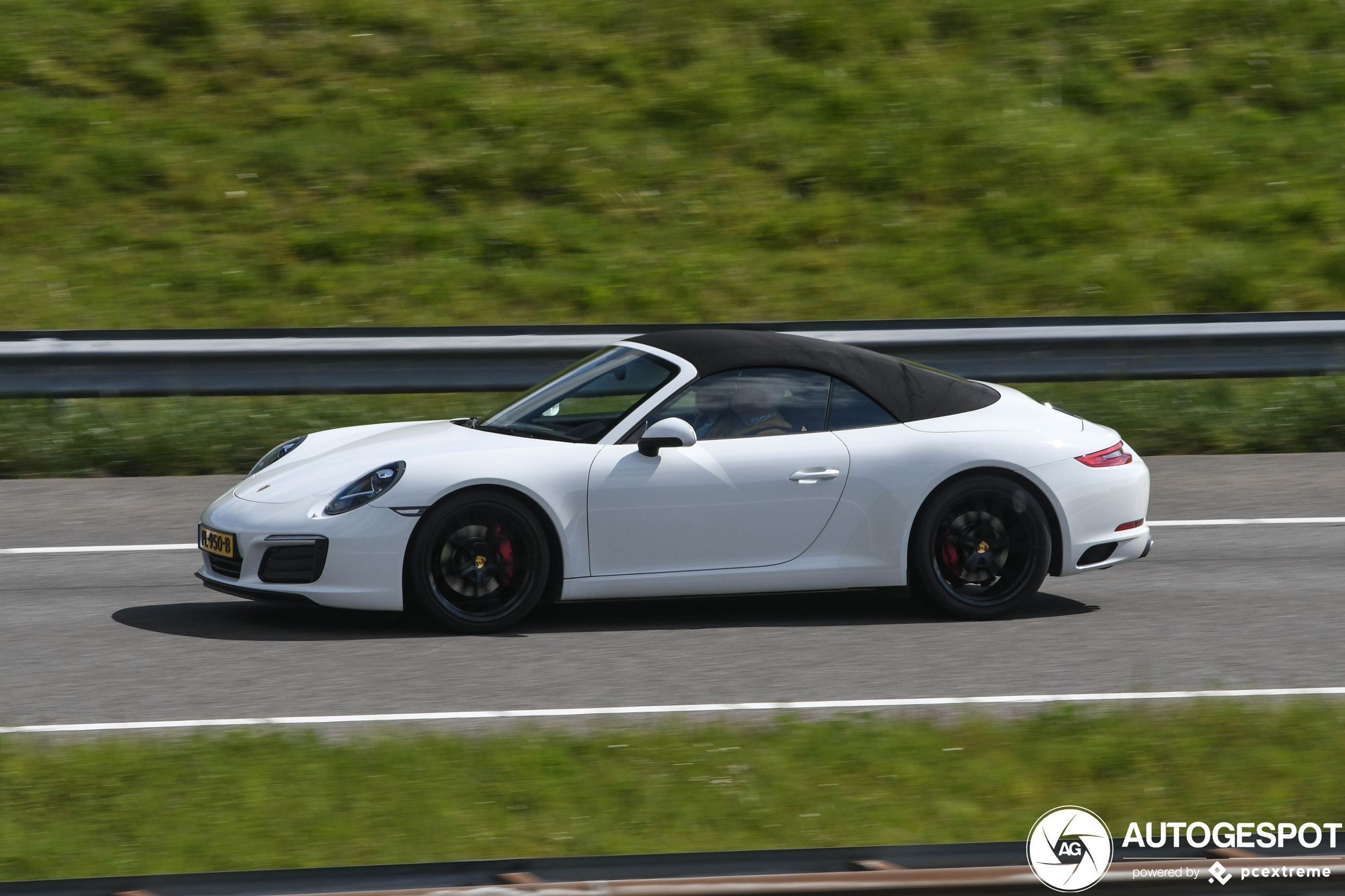 Porsche 991 Carrera S Cabriolet MkII