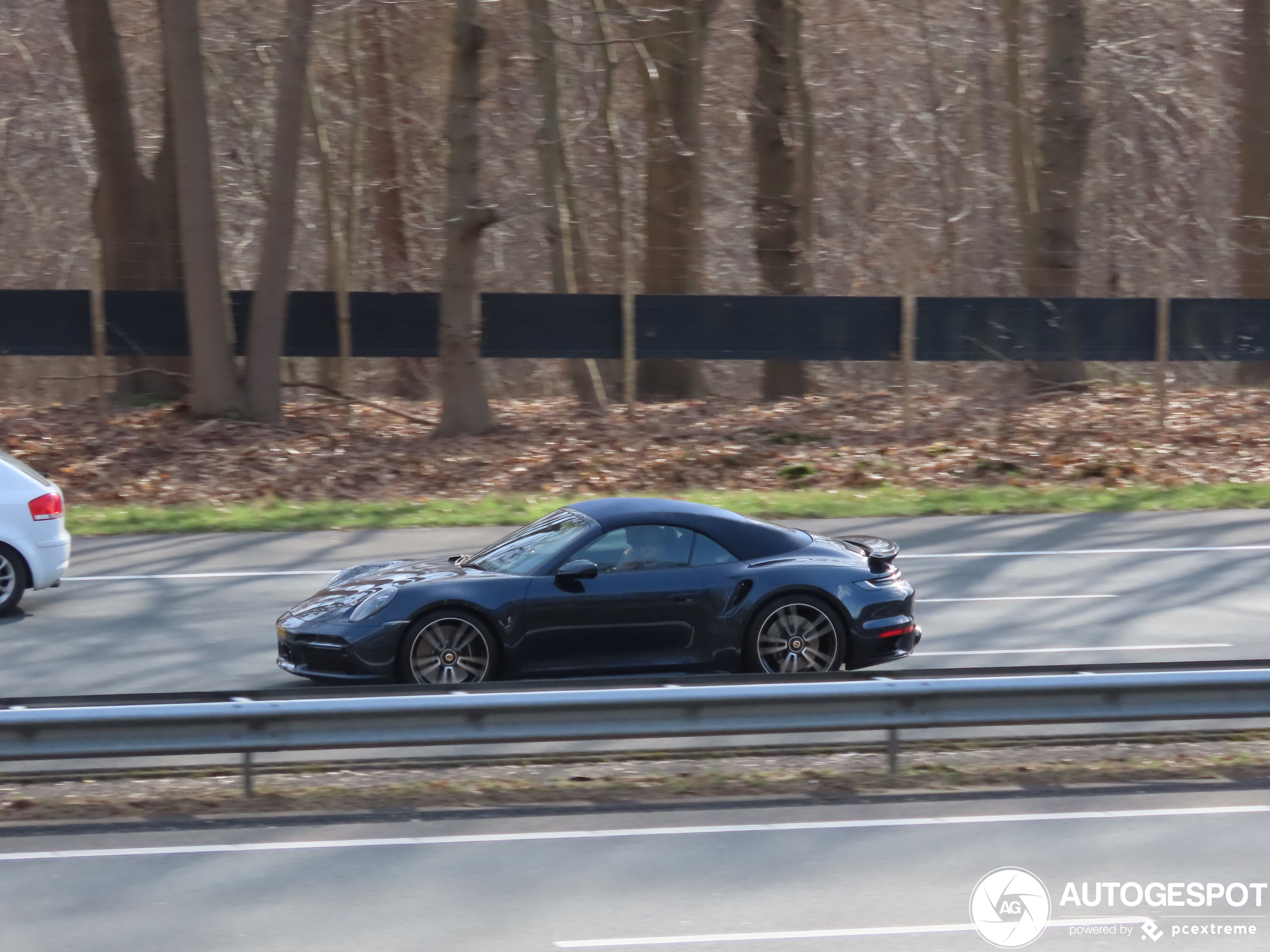 Porsche 992 Turbo S Cabriolet