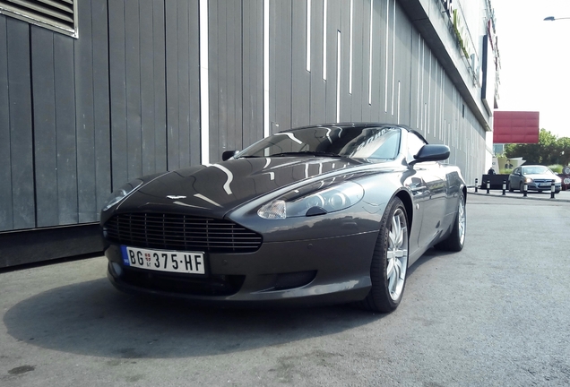 Aston Martin DB9 Volante