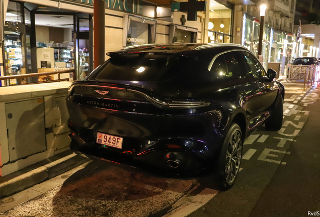 Aston Martin DBX