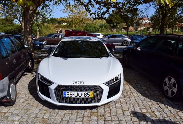 Audi R8 V10 Plus 2015