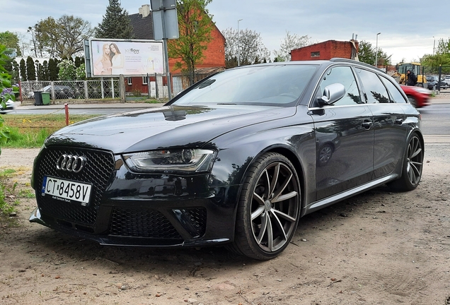 Audi RS4 Avant B8