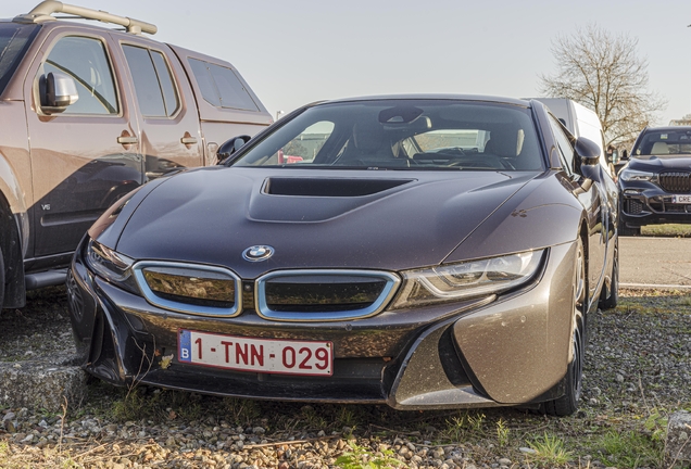 BMW i8