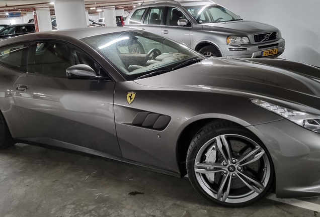 Ferrari GTC4Lusso