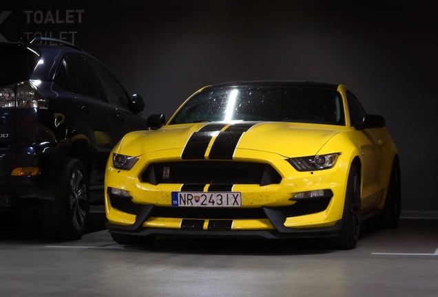 Ford Mustang Shelby GT350 2015